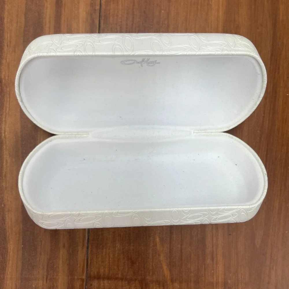 Oakley White Hard Sunglasses Case w/ Black Microfiber Drawstring Pouch Sleeve